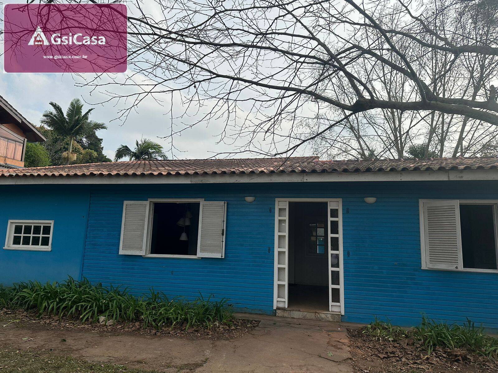 Casa de Condomínio para alugar com 4 quartos, 350m² - Foto 2
