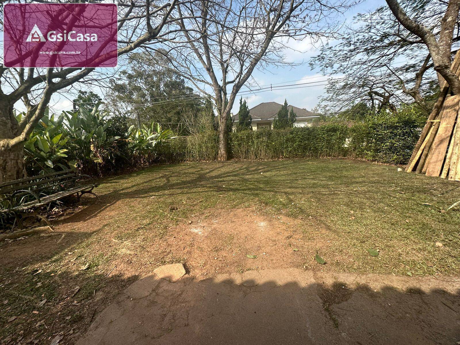 Casa de Condomínio para alugar com 4 quartos, 350m² - Foto 20