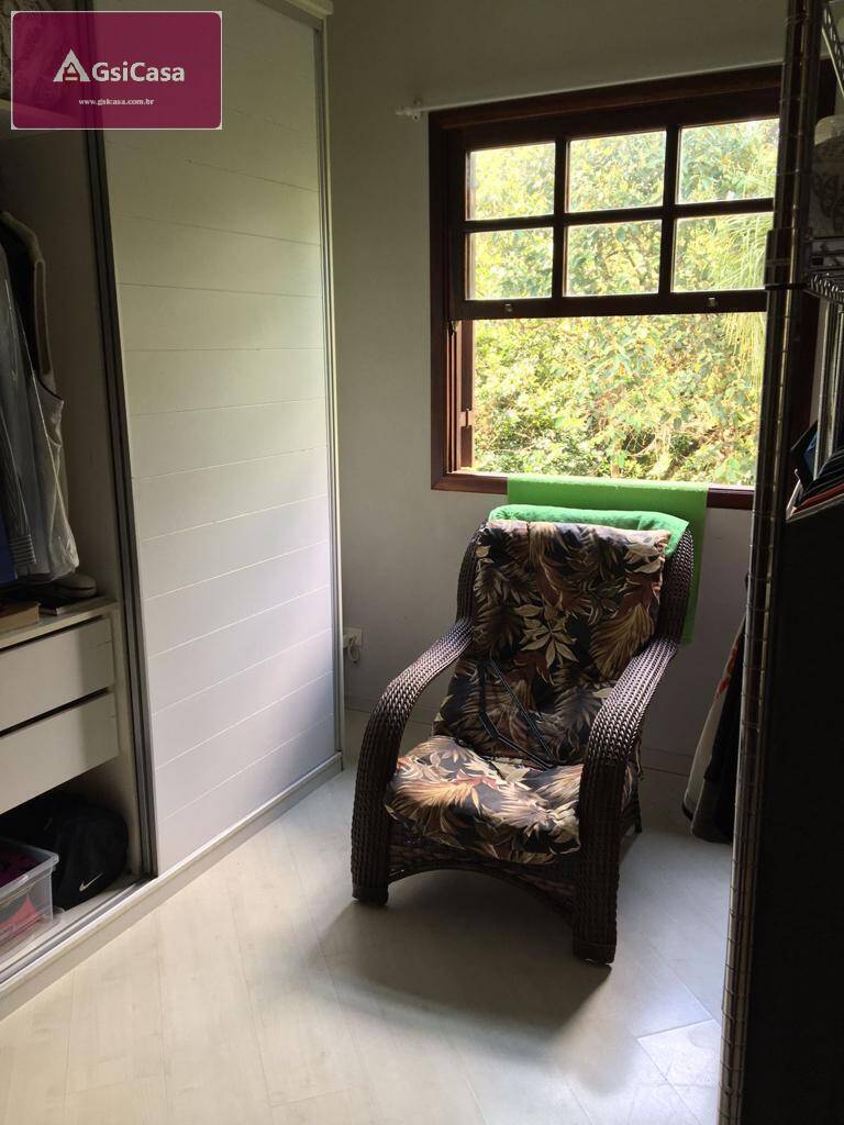 Casa de Condomínio à venda com 4 quartos, 237m² - Foto 19