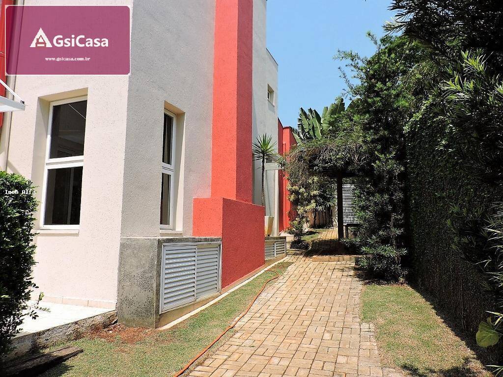 Casa de Condomínio à venda com 4 quartos, 320m² - Foto 24