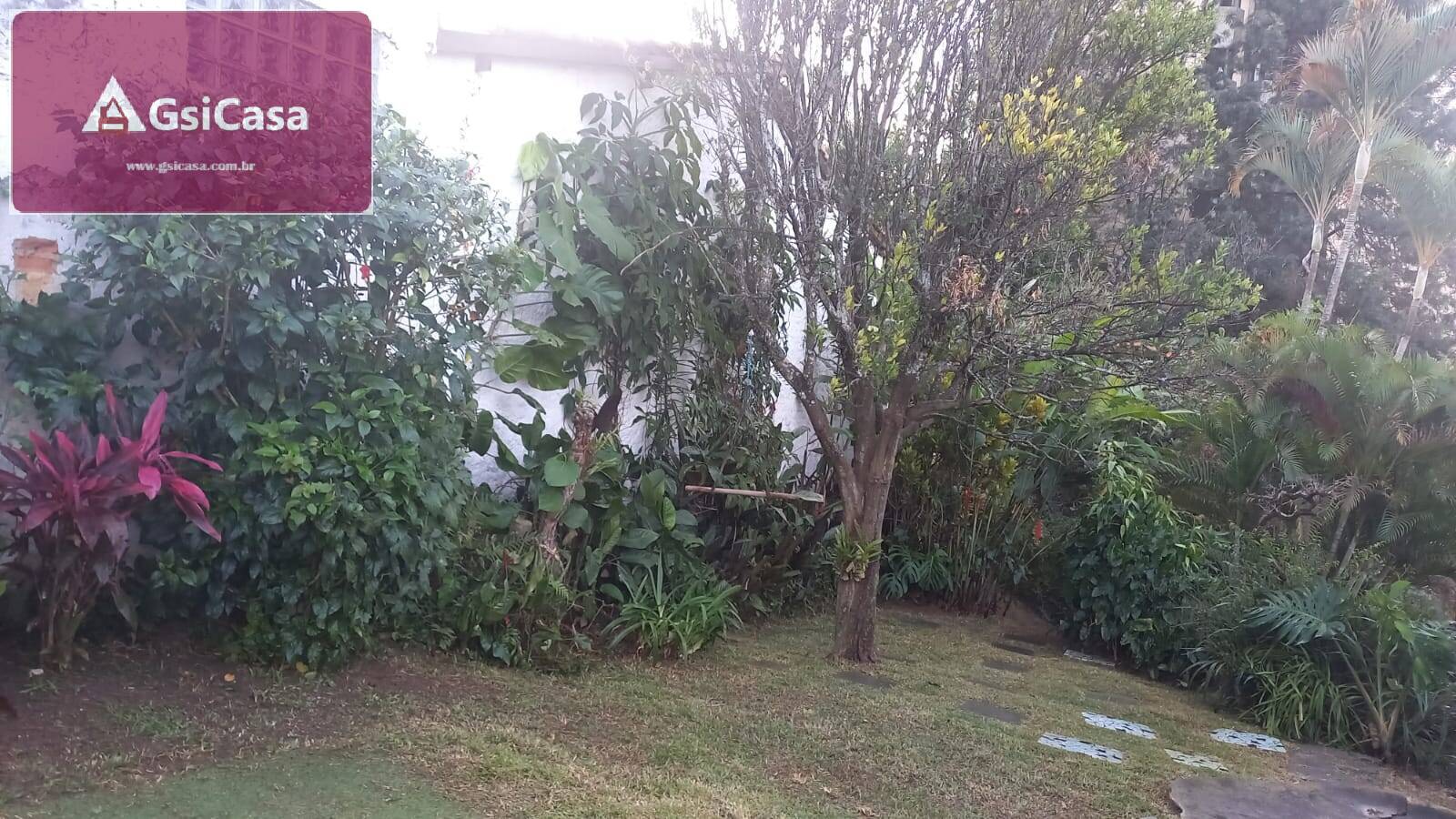 Casa, 2 quartos, 330 m² - Foto 1