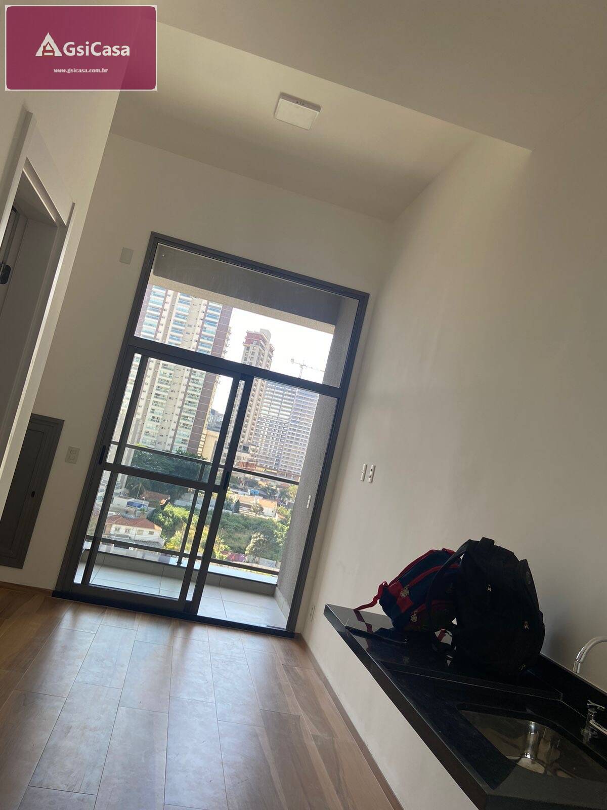 Apartamento à venda e aluguel com 1 quarto, 27m² - Foto 13