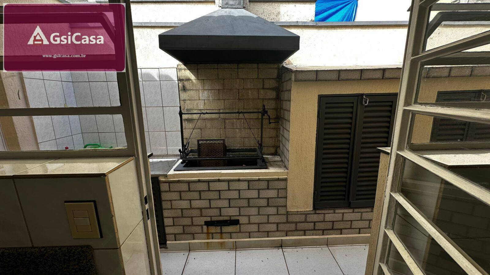 Casa para alugar com 3 quartos, 200m² - Foto 35