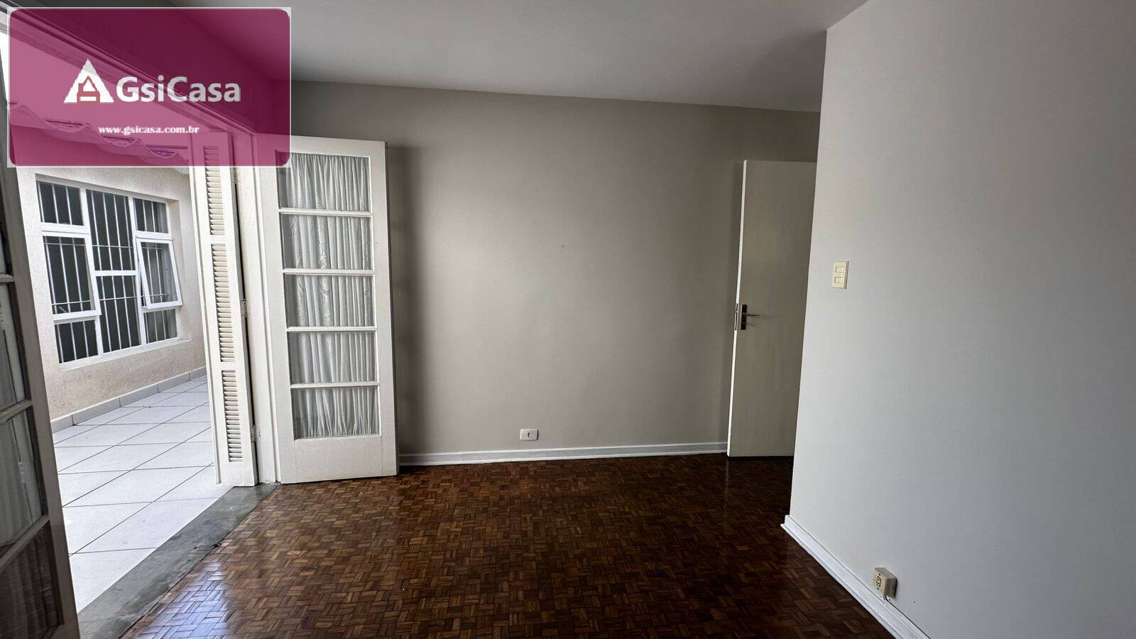 Casa para alugar com 3 quartos, 200m² - Foto 11