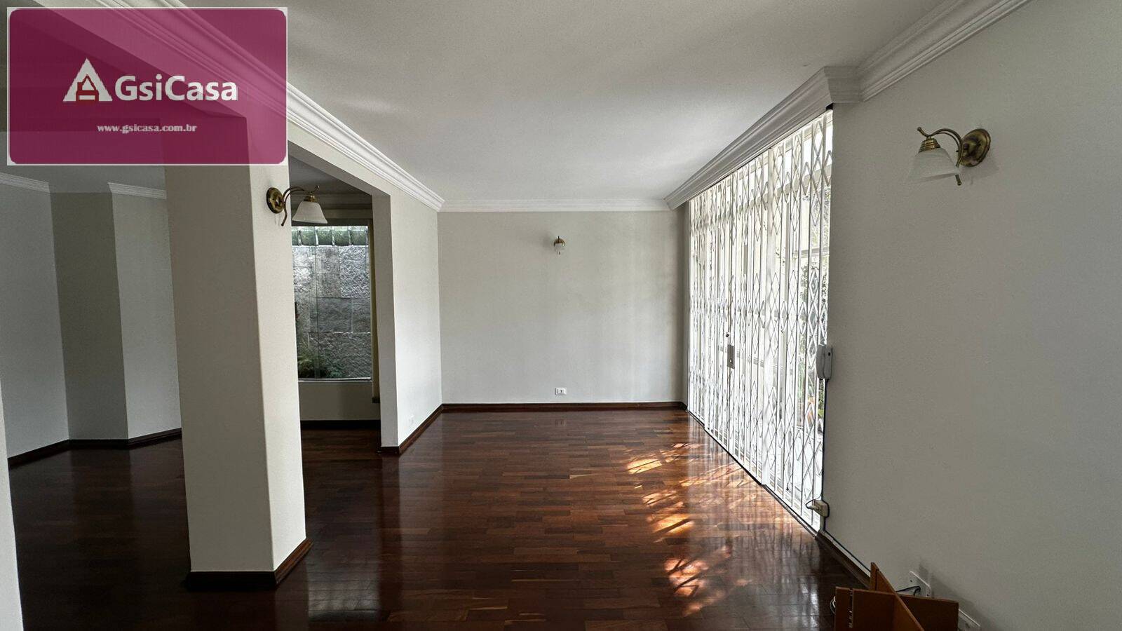 Casa para alugar com 3 quartos, 200m² - Foto 25