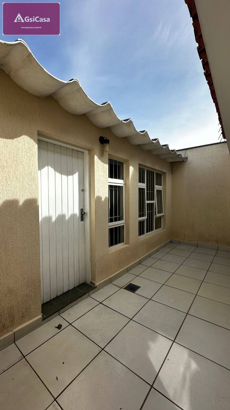 Casa para alugar com 3 quartos, 200m² - Foto 43